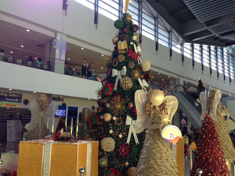 フィリピンのクリスマスツリー マニラ レイテ島 Ena イーナ ブログ
